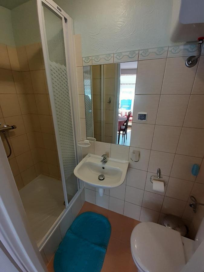 Wynajem Apartamentow I Pokoi. Устроне-Морске Экстерьер фото